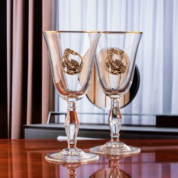 Набор из 2-х бокалов для вина и шампанского с накладкой "Скорпион" в деревянной шкатулке