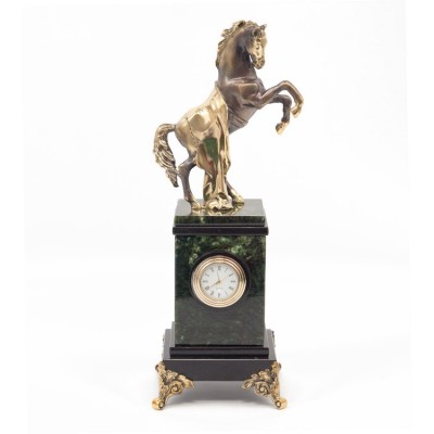 Декоративные часы из нефрита "Боевой конь", высота 29,5 см