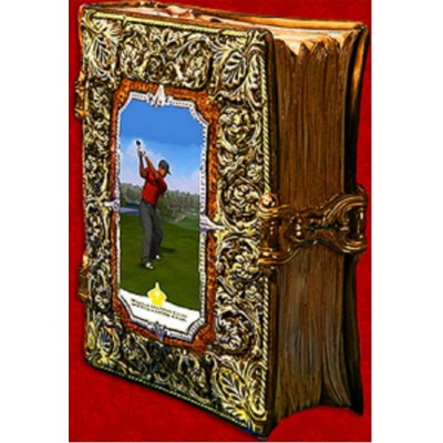 Подарочный штоф с золотом "Мудрая книга"