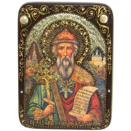 Икона подарочная "Святой равноапостольный князь Владимир" на мореном дубе