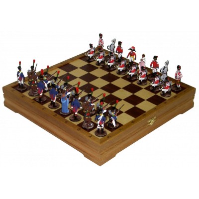 Шахматы исторические с раскрашенными фигурами из цинка "Ватерлоо"