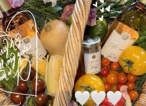 Какие подарки дарила Меган Маркл членам королевской семьи на Рождество